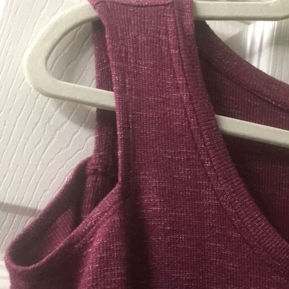 Matty M top women’s size small burgundy white speckled cold Shoulder long sleeve - Picture 8 of 10